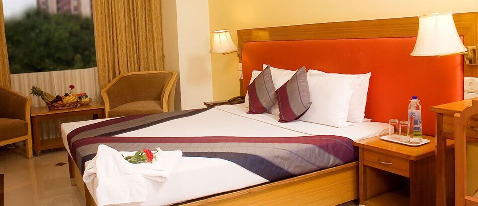 Hotel Ramanashree Brunton Bangalore Esterno foto