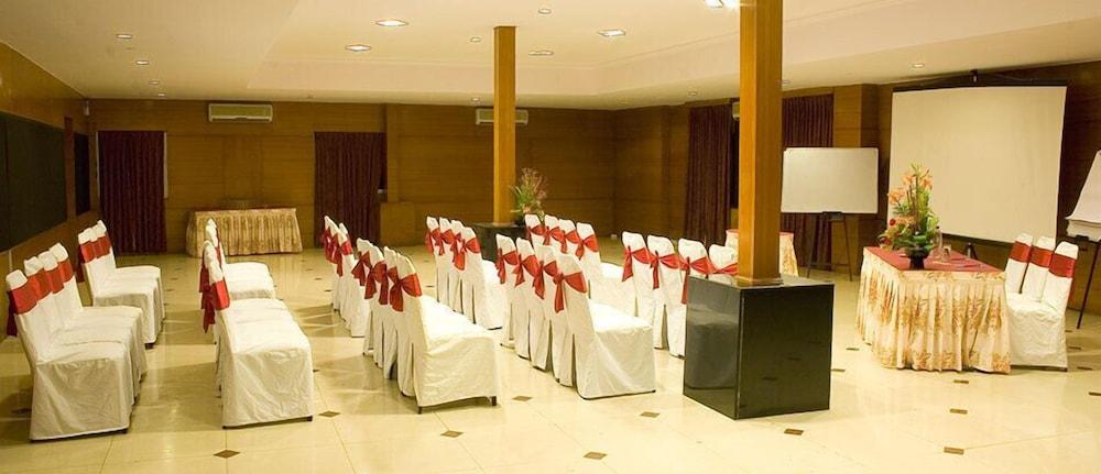 Hotel Ramanashree Brunton Bangalore Esterno foto
