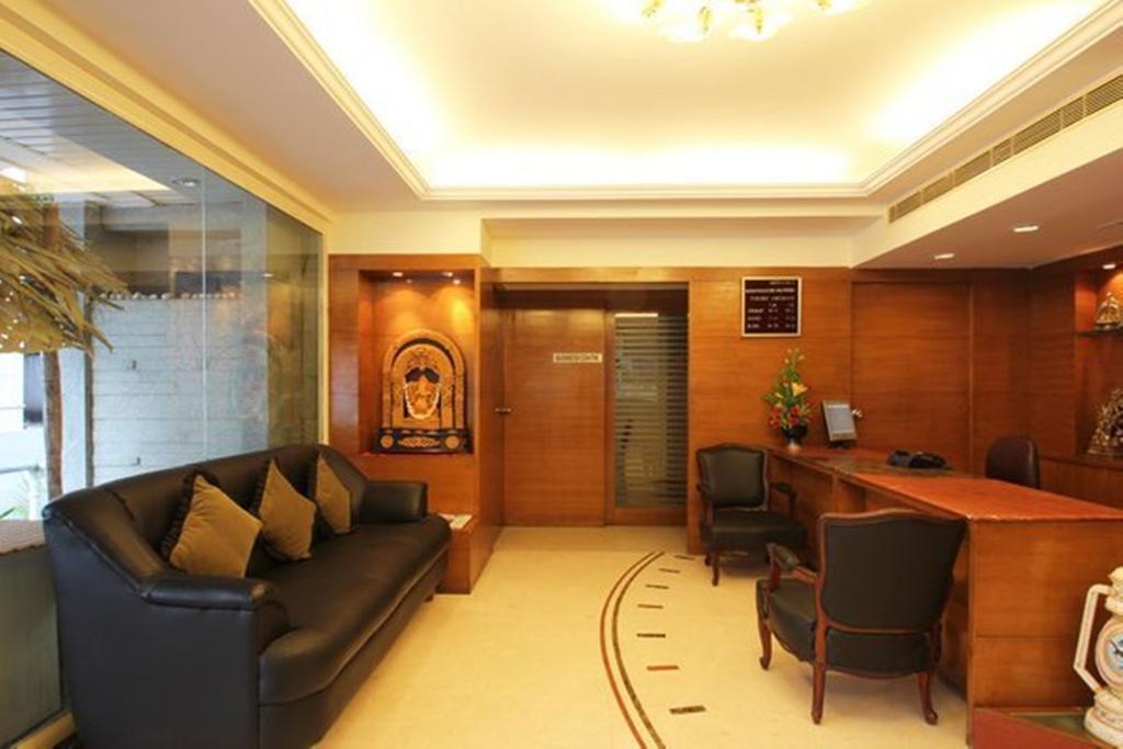 Hotel Ramanashree Brunton Bangalore Esterno foto