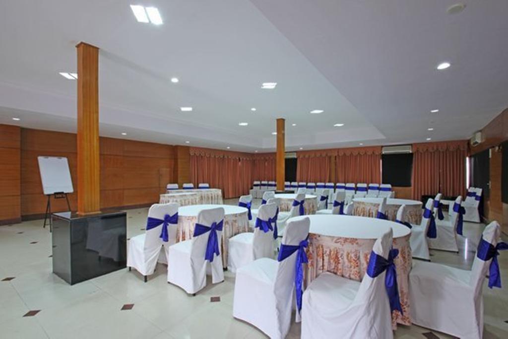 Hotel Ramanashree Brunton Bangalore Esterno foto