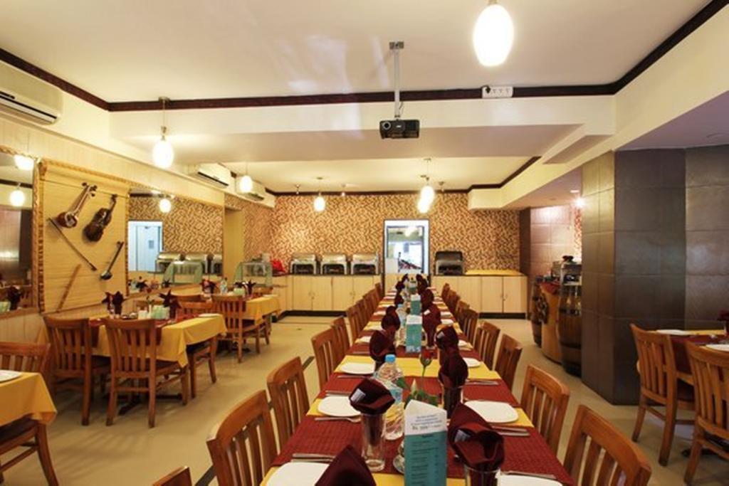 Hotel Ramanashree Brunton Bangalore Esterno foto