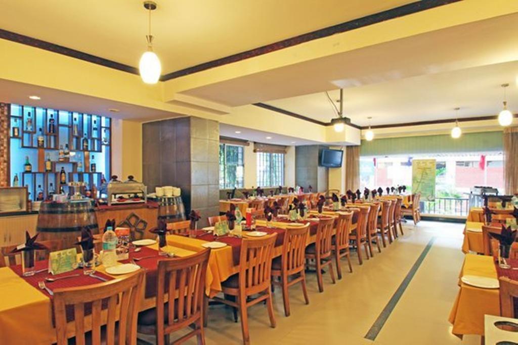 Hotel Ramanashree Brunton Bangalore Esterno foto