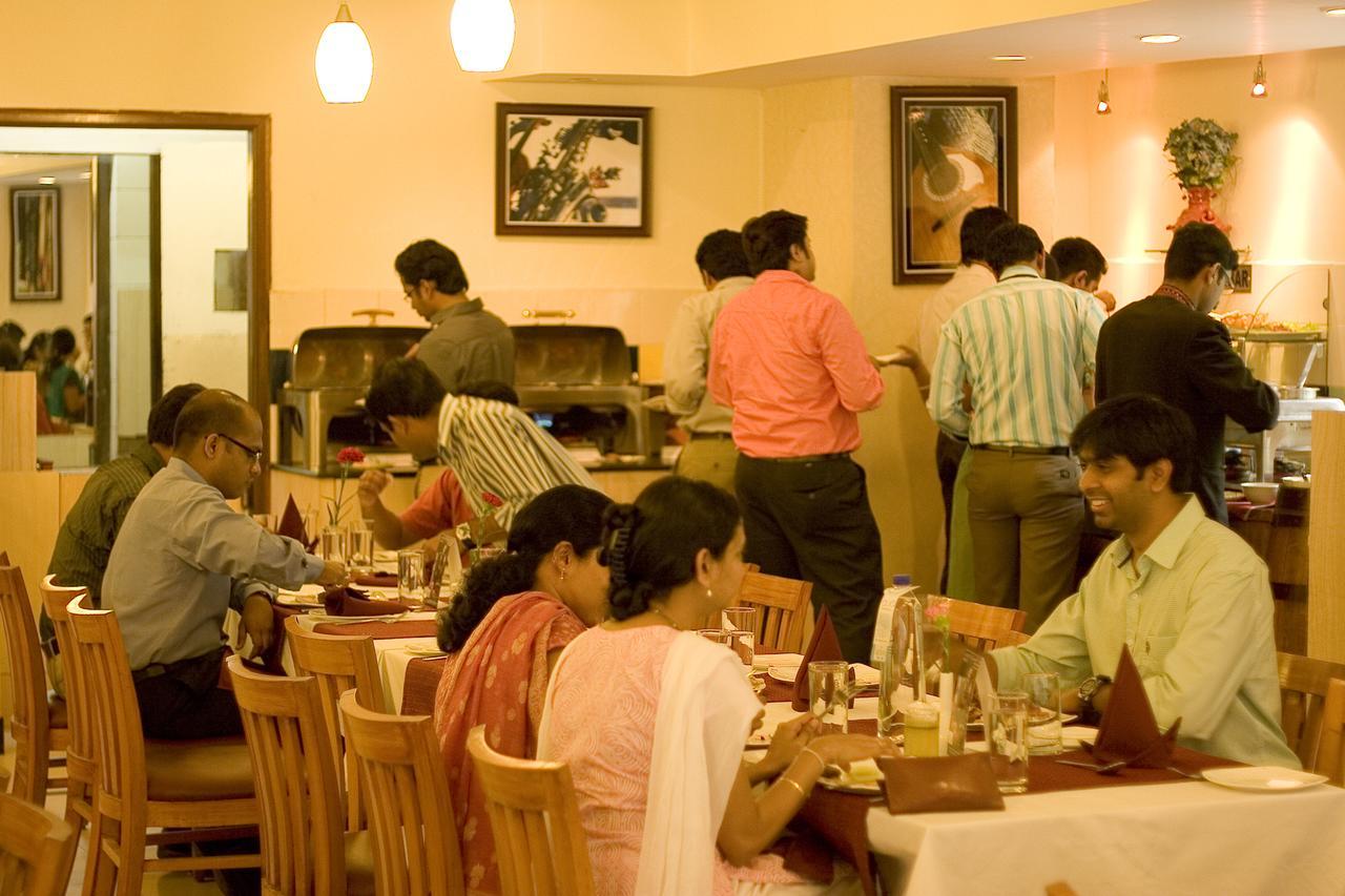 Hotel Ramanashree Brunton Bangalore Esterno foto