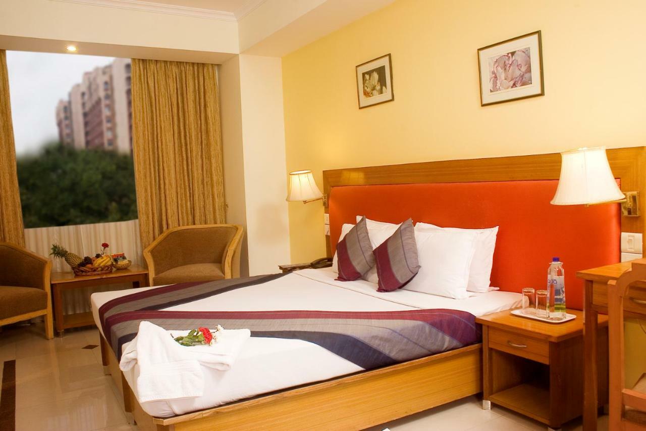 Hotel Ramanashree Brunton Bangalore Esterno foto